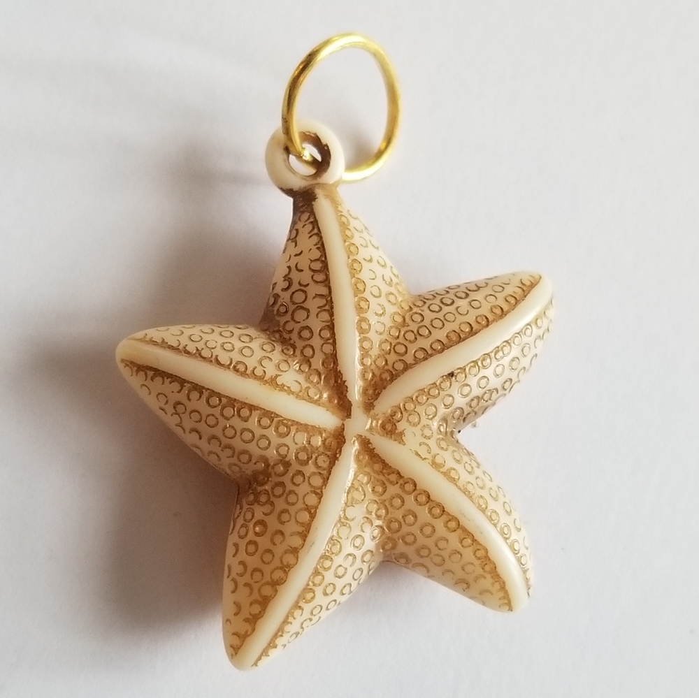 Starfish pendant sea star star fish sand peach tan gold tone beach ocean